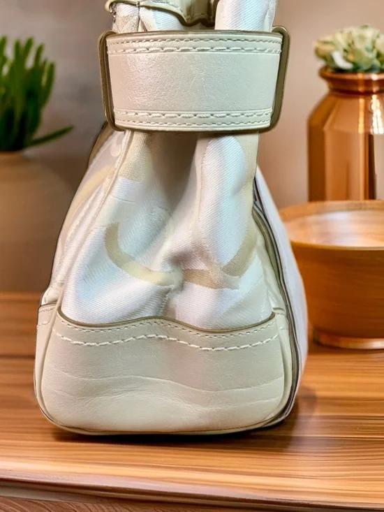 COACH Hamptons Signature Stripe Satchel – Khaki/Chalk (Pristine) - Picture 4 of 10